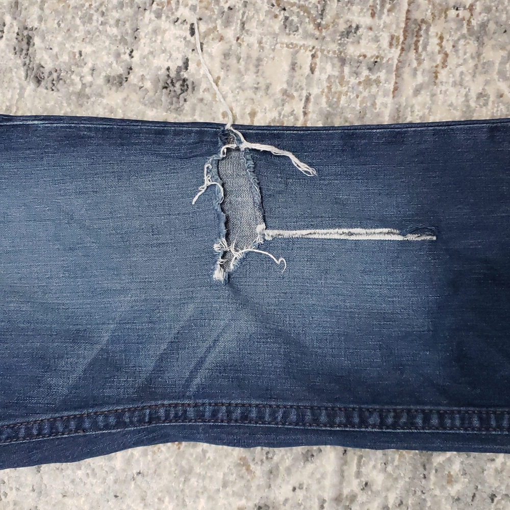 COPY - True Religion Rainbow Ricky Ripp distressed Jean's - Picture 5 of 14